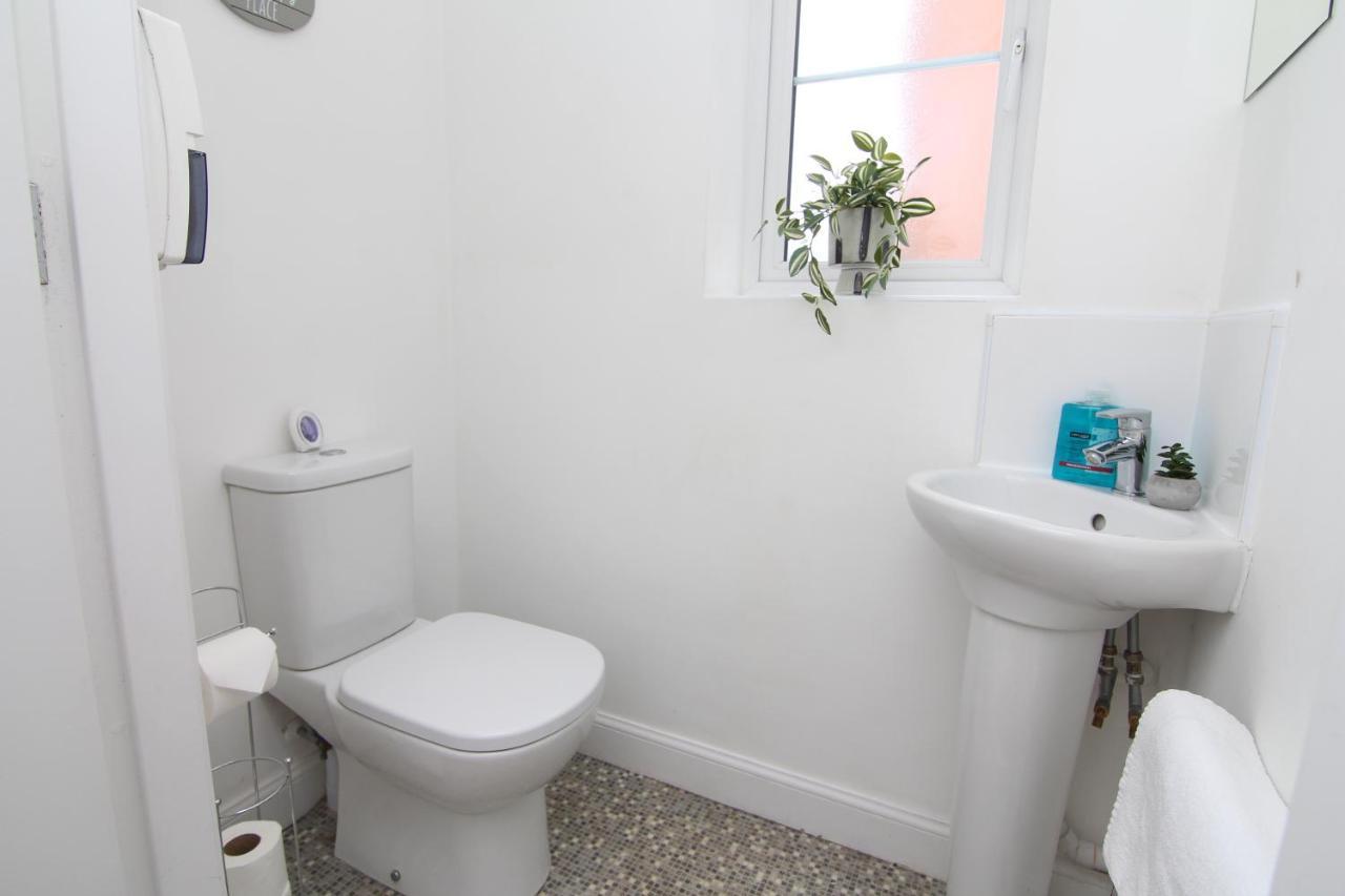 Canalview House - Fully Furnished Coventry City Centre Home Exterior foto