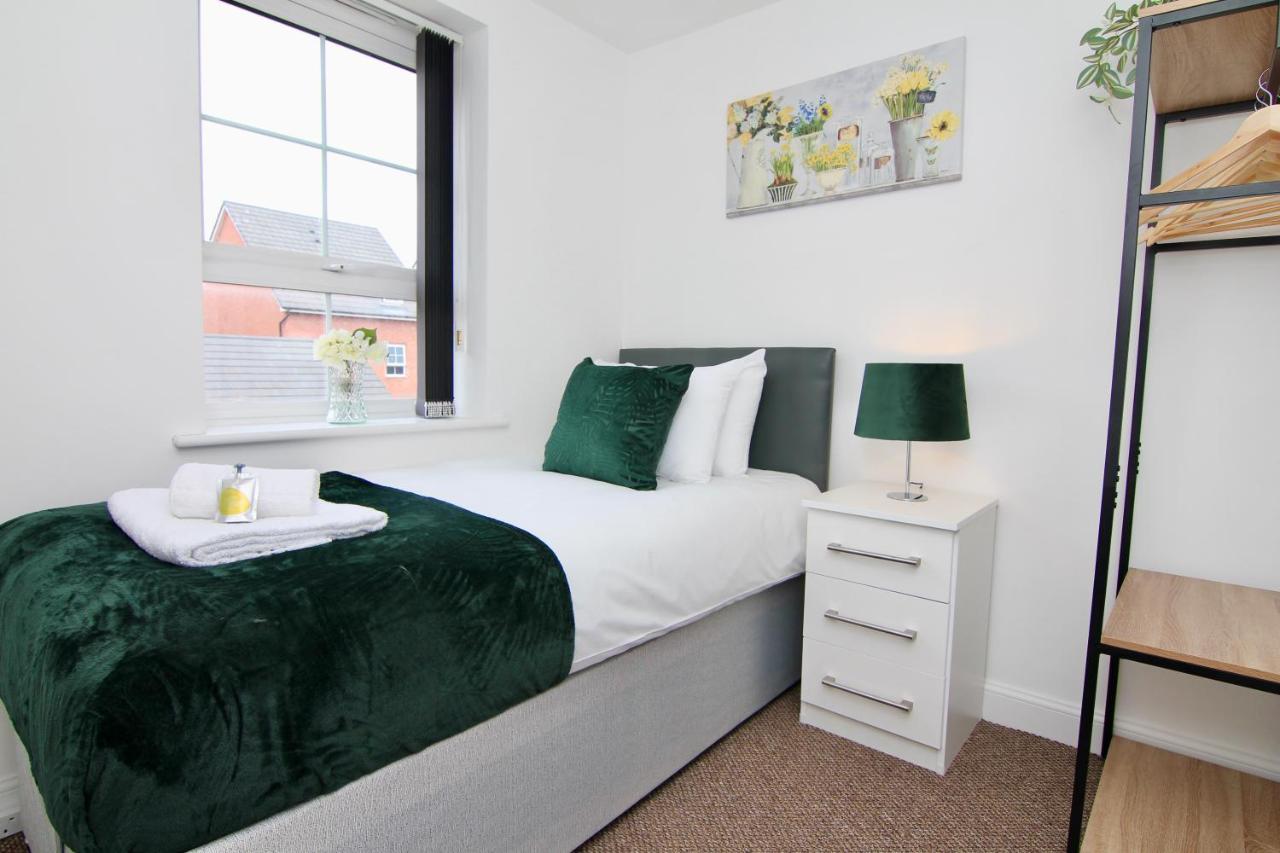 Canalview House - Fully Furnished Coventry City Centre Home Exterior foto